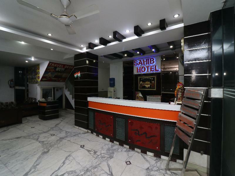 Oyo 27823 Hotel Sahib Delhi  Exteriör bild